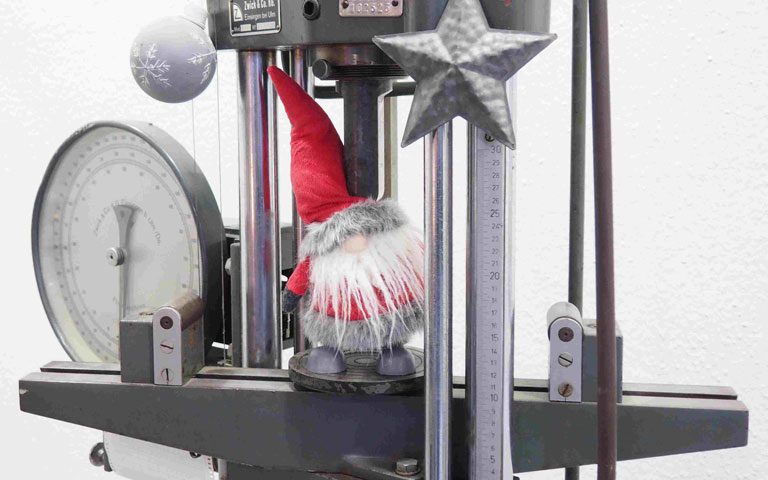 Santa in the Lab: Our Christmas Video